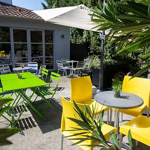 Hotel Premiere Classe Lyon Sud - - Pierre Benite