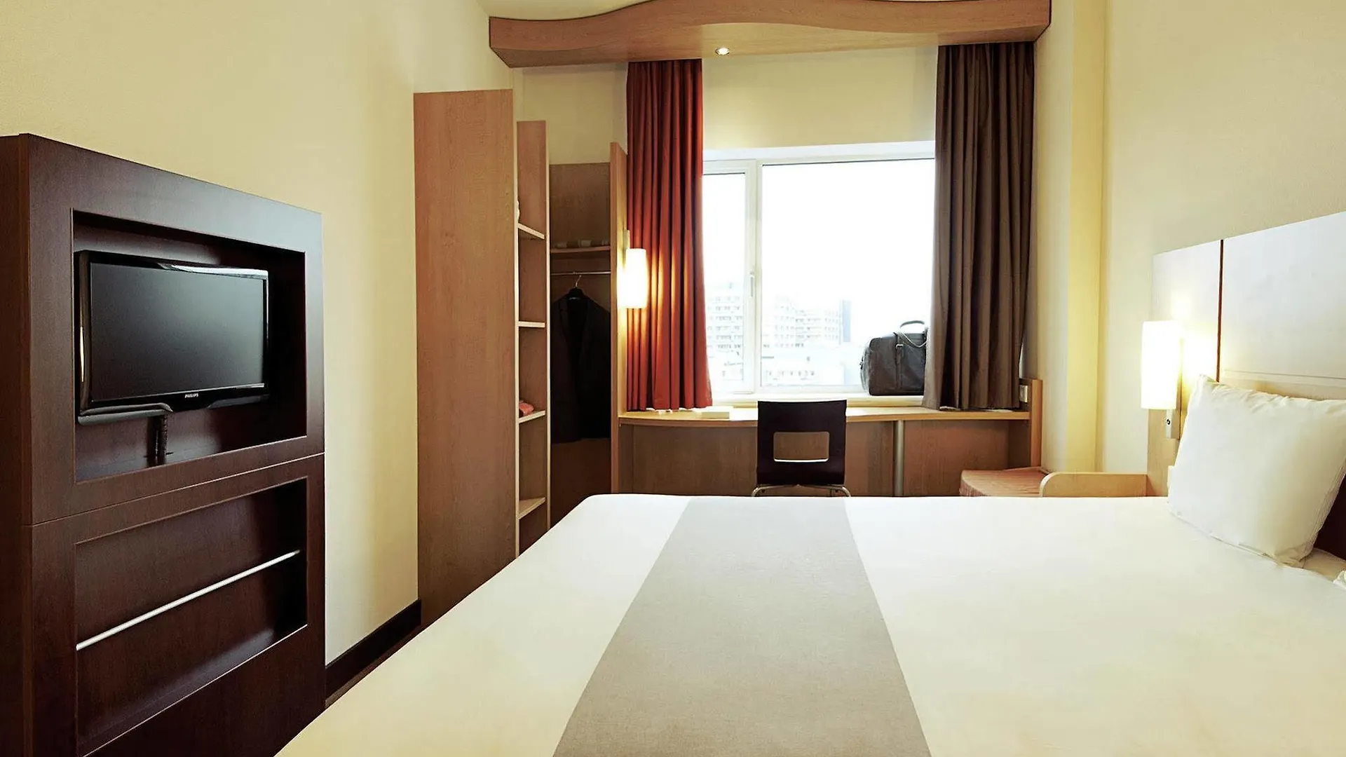 Ibis Grenoble Gare Hotel